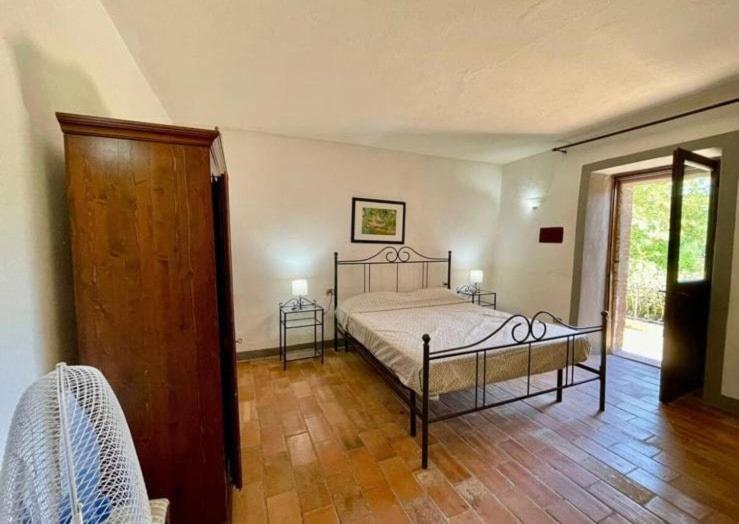 Rustico Jacuzzi & Wine Apartment La Collina Exterior photo